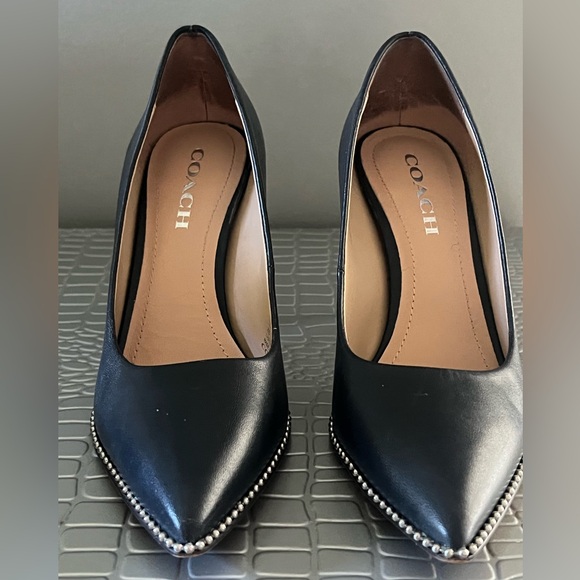 Elegant Coach SAMANTHA Black Heels with Beaded Detailing - Picture 2 of 7